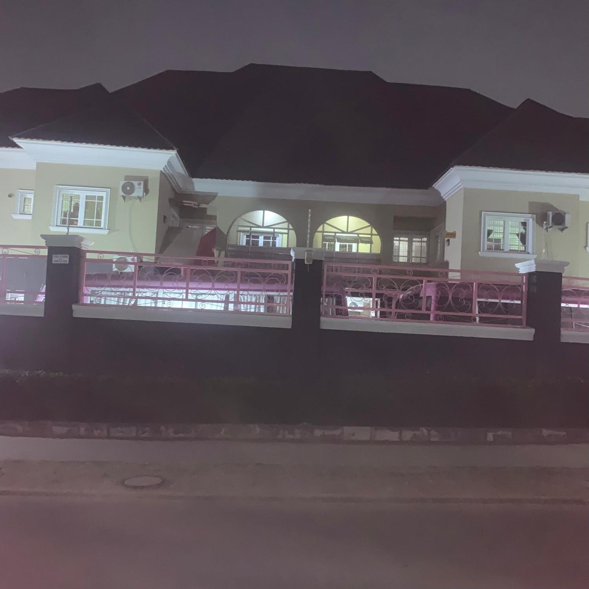 Health Plaza Abuja Aparthotel Exterior photo