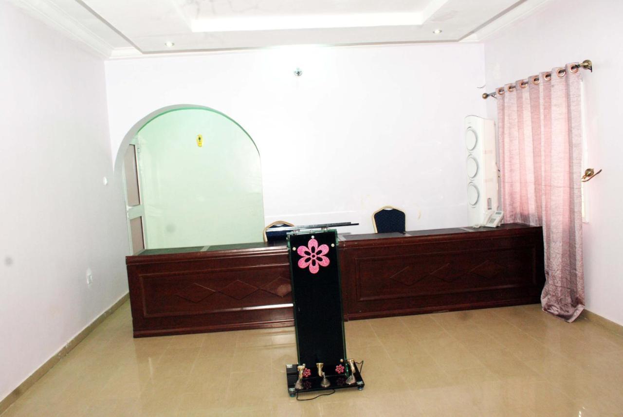 Health Plaza Abuja Aparthotel Exterior photo